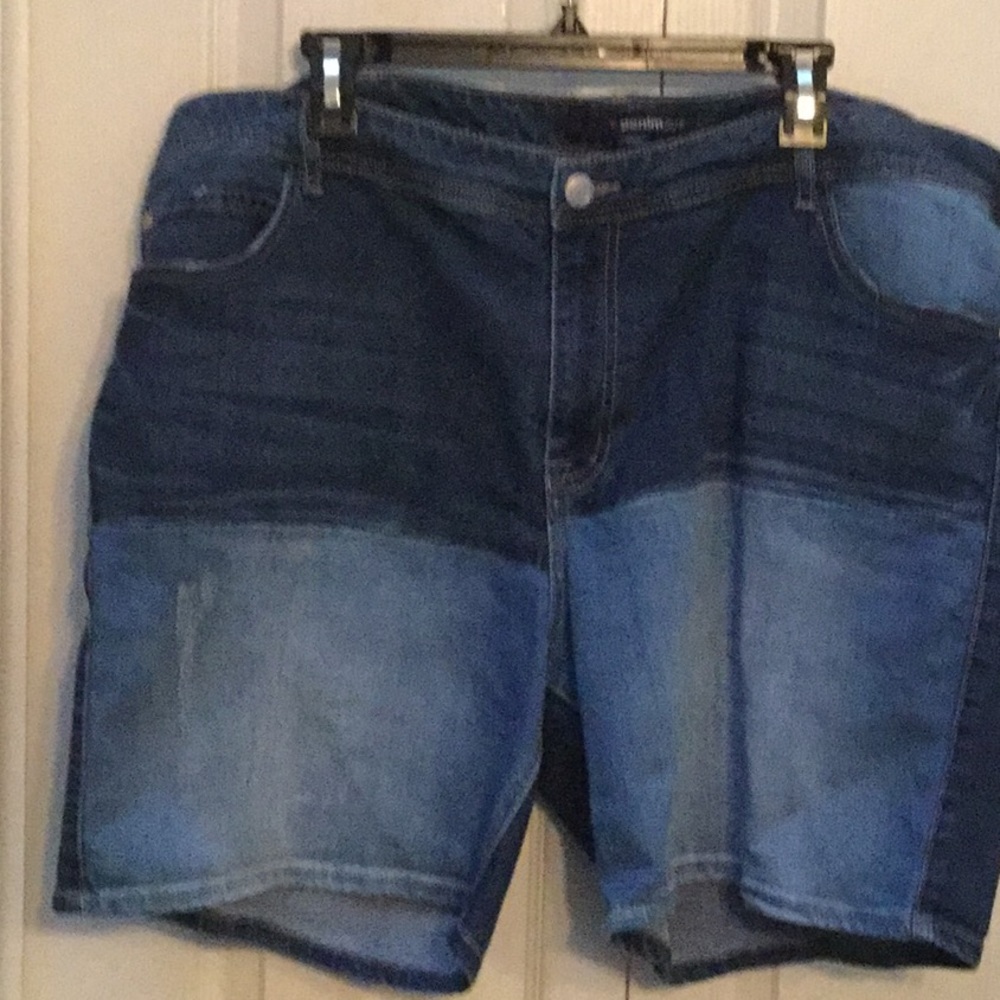 24/7 jean shorts